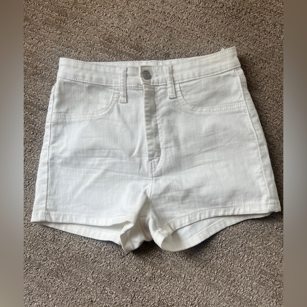 WILD FABLE - women’s white high waisted shorts